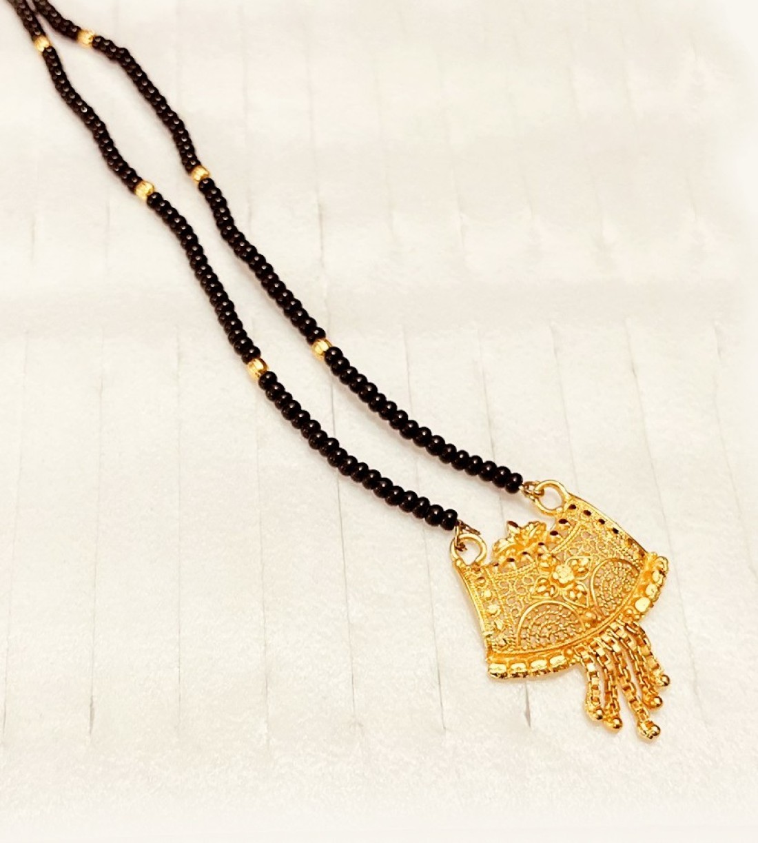 Mangalsutra moti ka on sale design