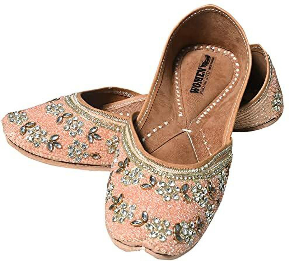 Ladies shop juti fancy