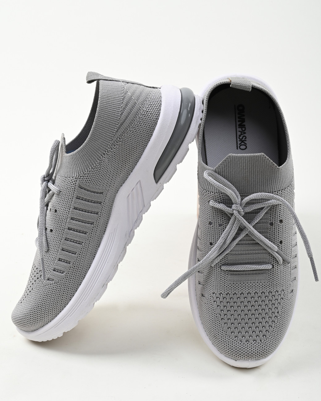 Nike light clearance gray shoes