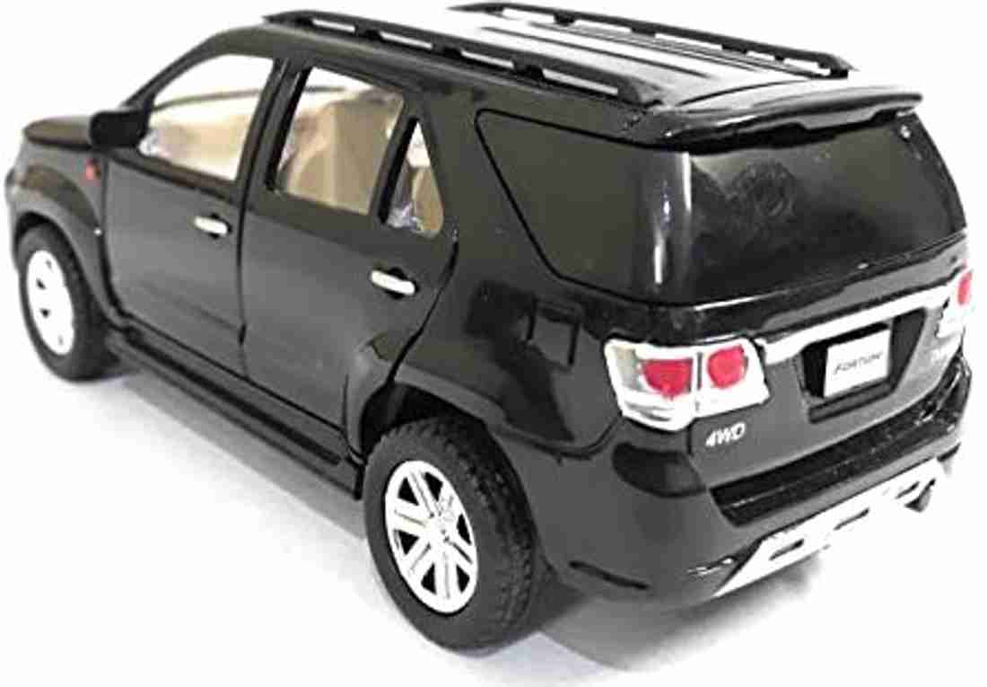Toyota fortuner miniature 2025