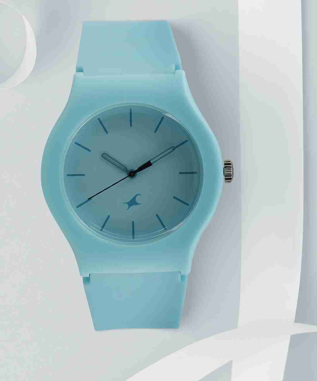 Fastrack 9915pp56 sales minimalists watch