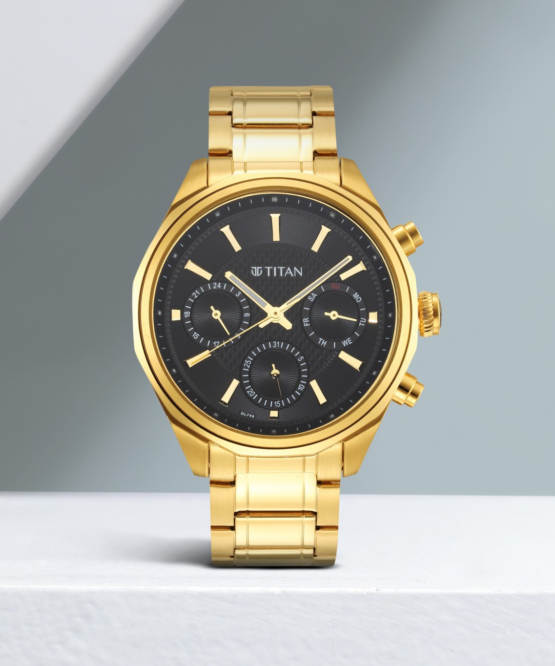 Titan watch sale site