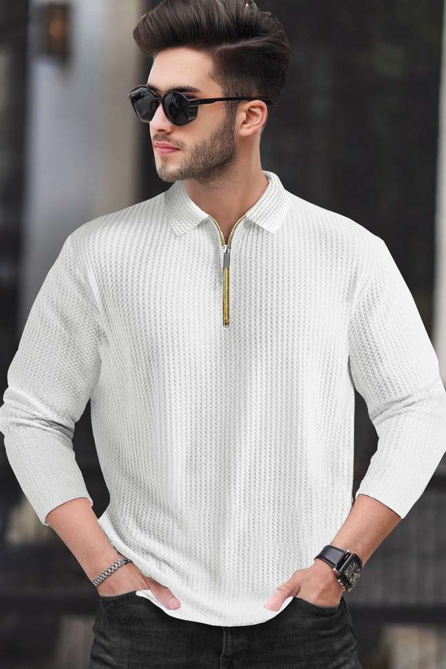 Self Design Men White T-Shirt Price in India - Buy Self Design Men