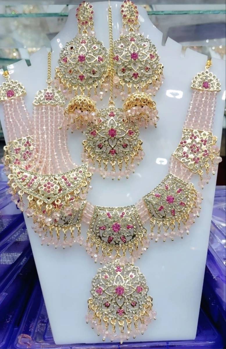 Saifi faizan Alloy Titanium Pink, Gold Jewellery Set — photo 4