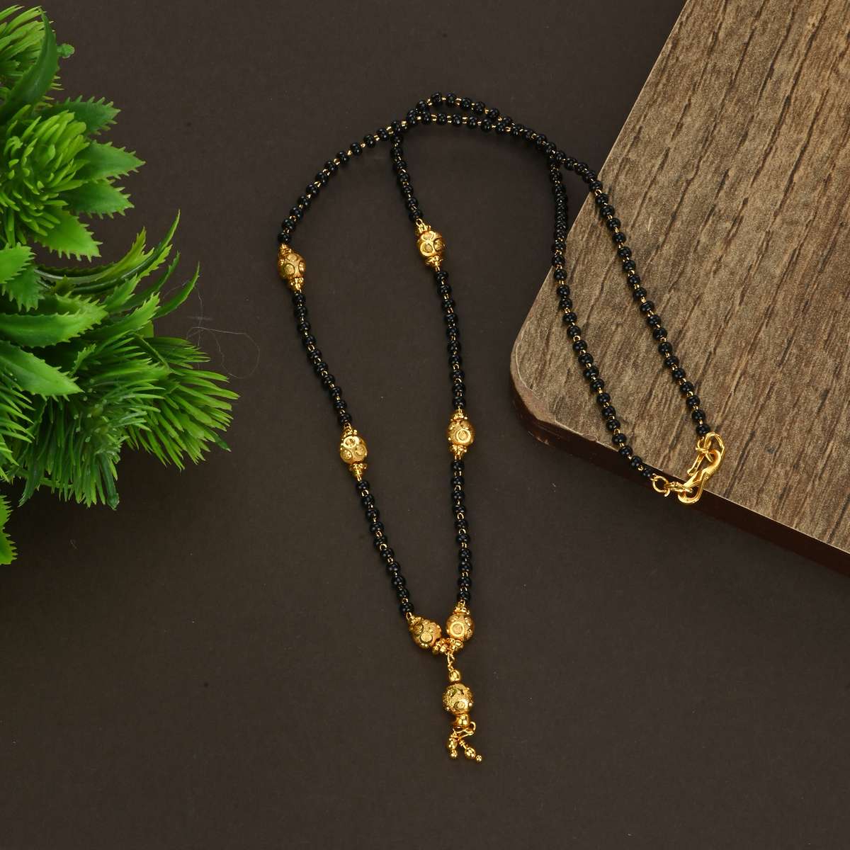 designer and stylish for women Copper, Alloy, Metal Mangalsutra Price