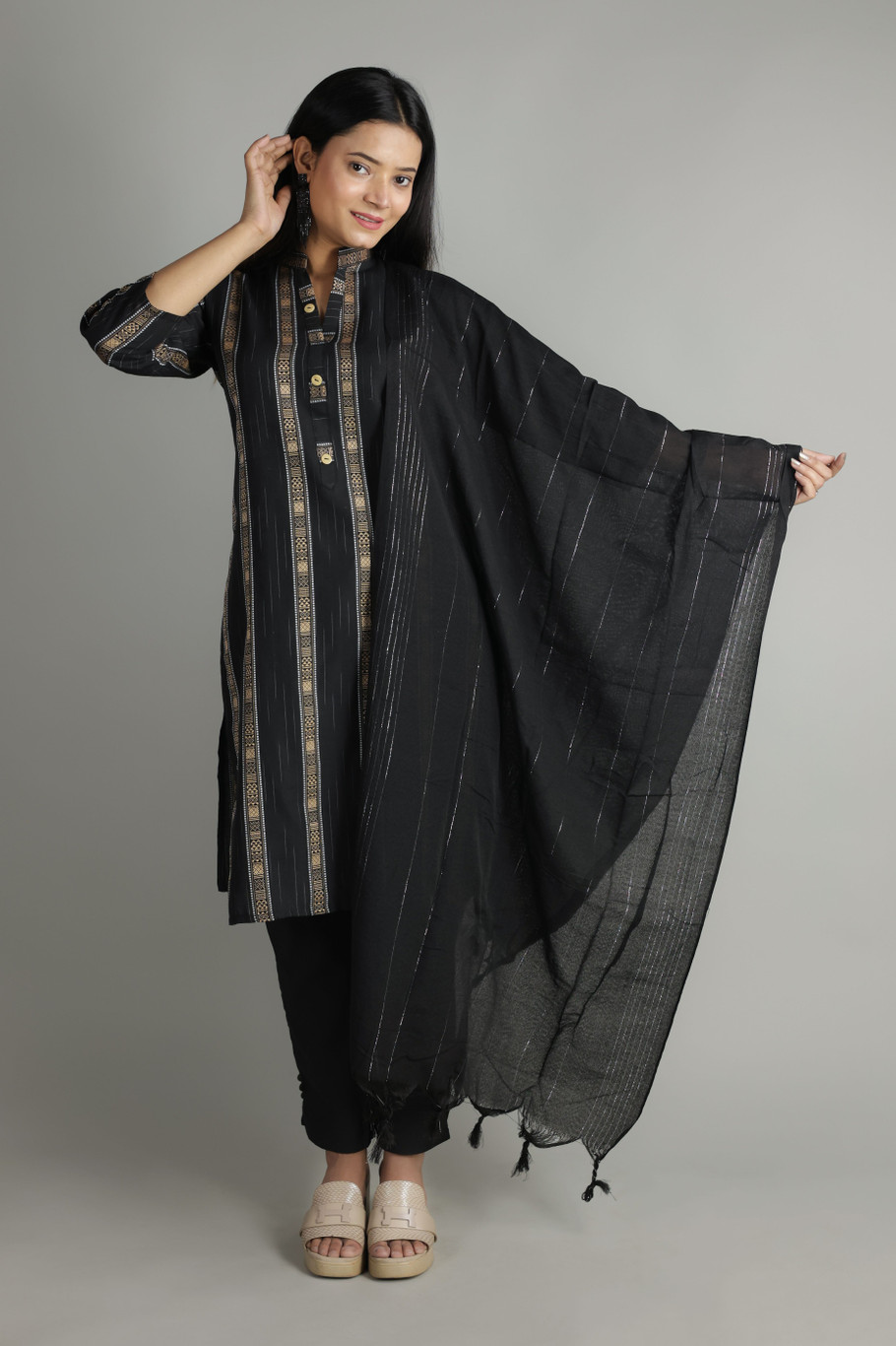 Women’s Ethnic Sets Starts @ 266