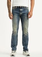 Levis Straight Fit Jeans