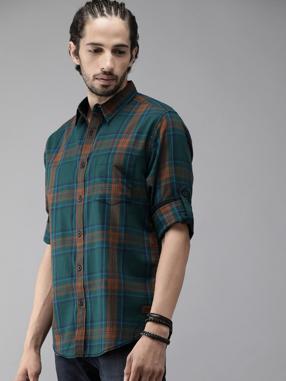 Image of Roadster Men Regular Fit Solid Mandarin Collar Casual Shirt