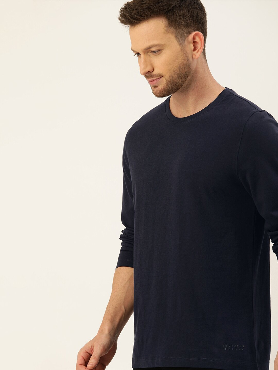 Image of INVICTUS Men Solid Round Neck Pure Cotton Dark Blue T-Shirt