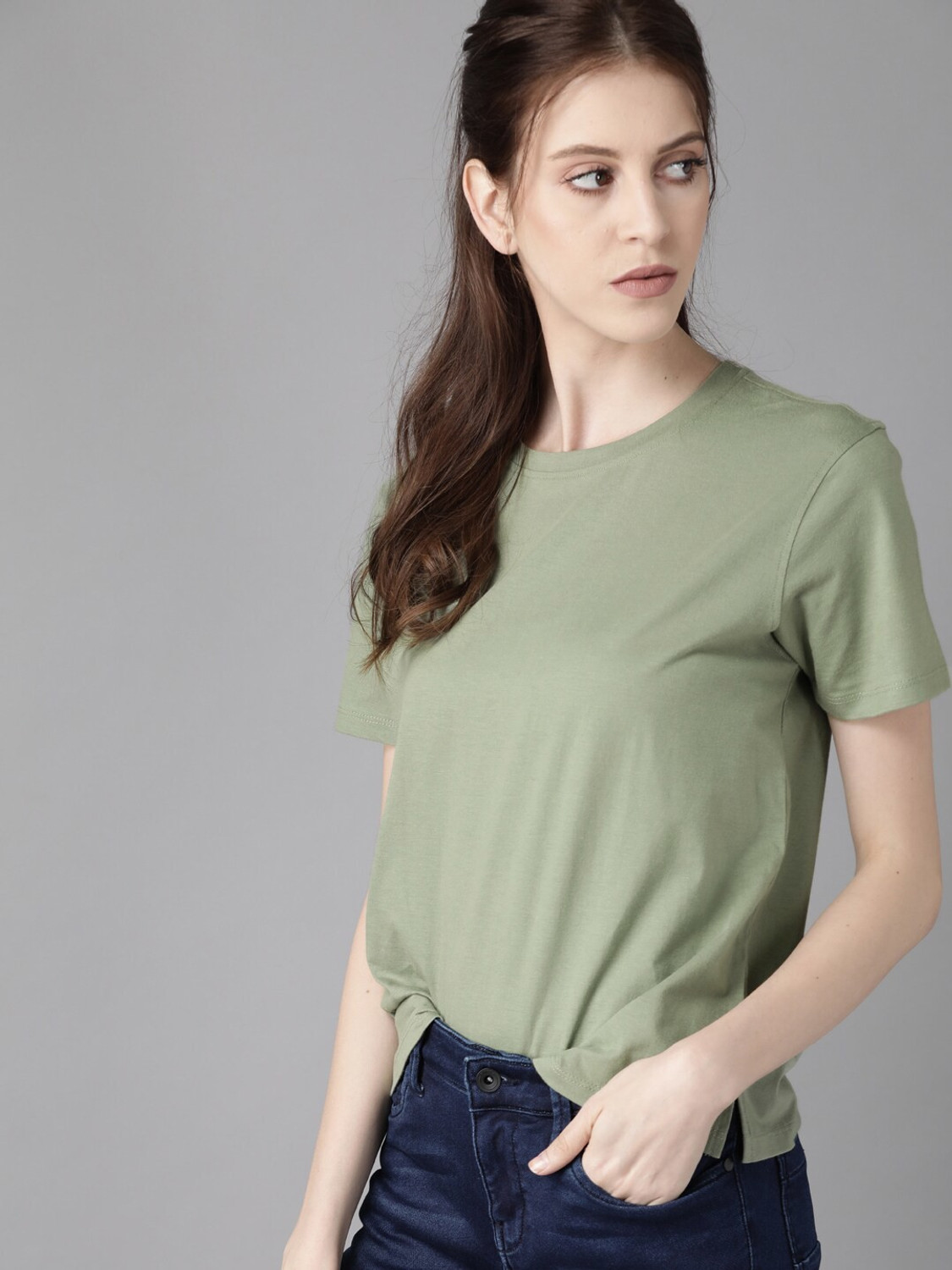 Image of Roadster Women Printed Round Neck Pure Cotton Black T-Shirt