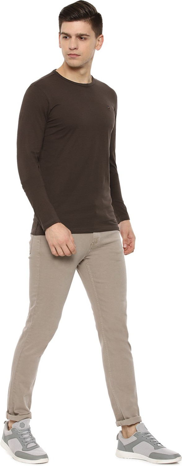 Image of LOUIS PHILIPPE BLUE LINE Men Solid Round Neck Pure Cotton Brown T-Shirt