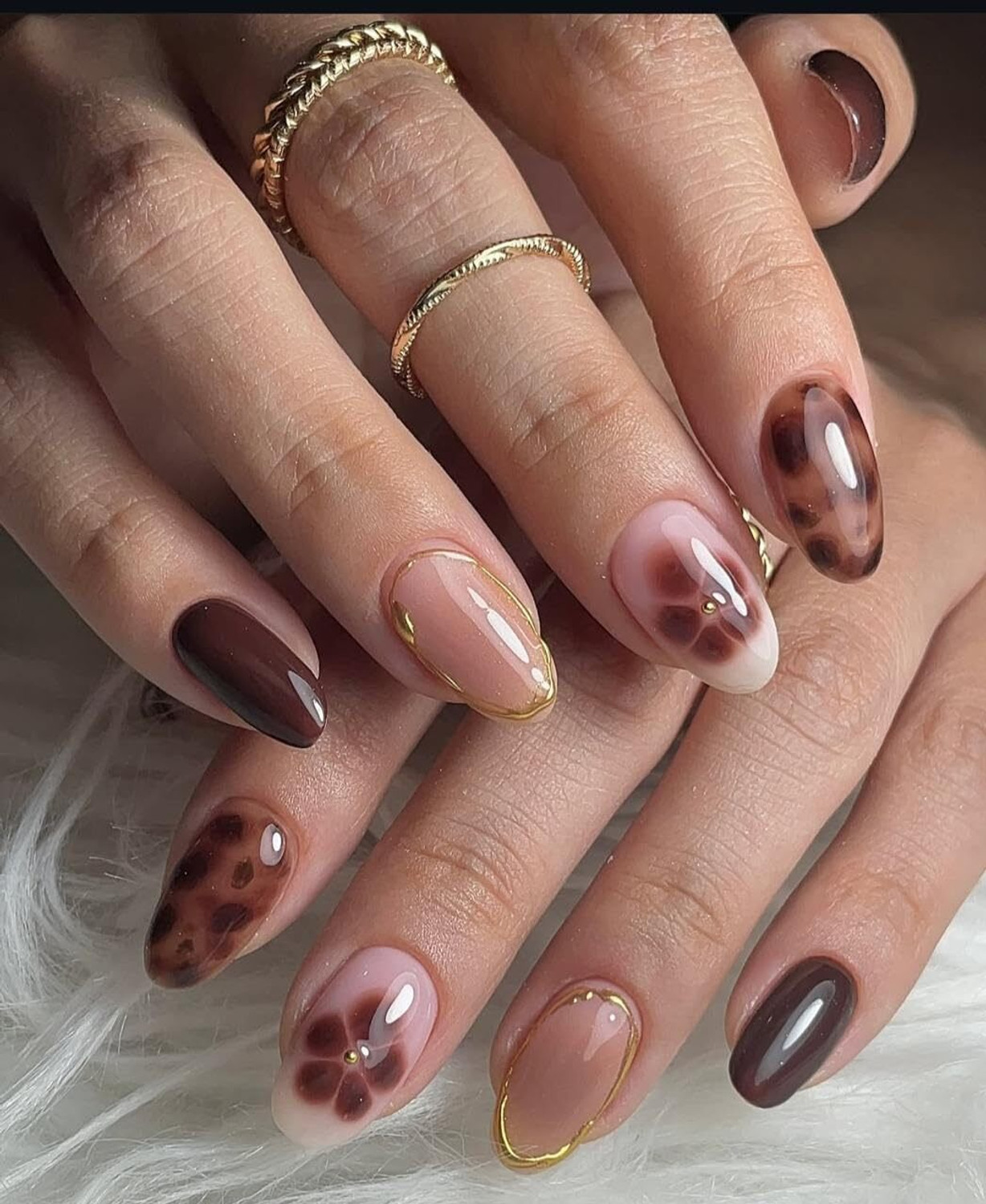 Image of NAILSFOREVE PRESS ON NAIL WHITE, PINK, BLACK (Pack of 10)