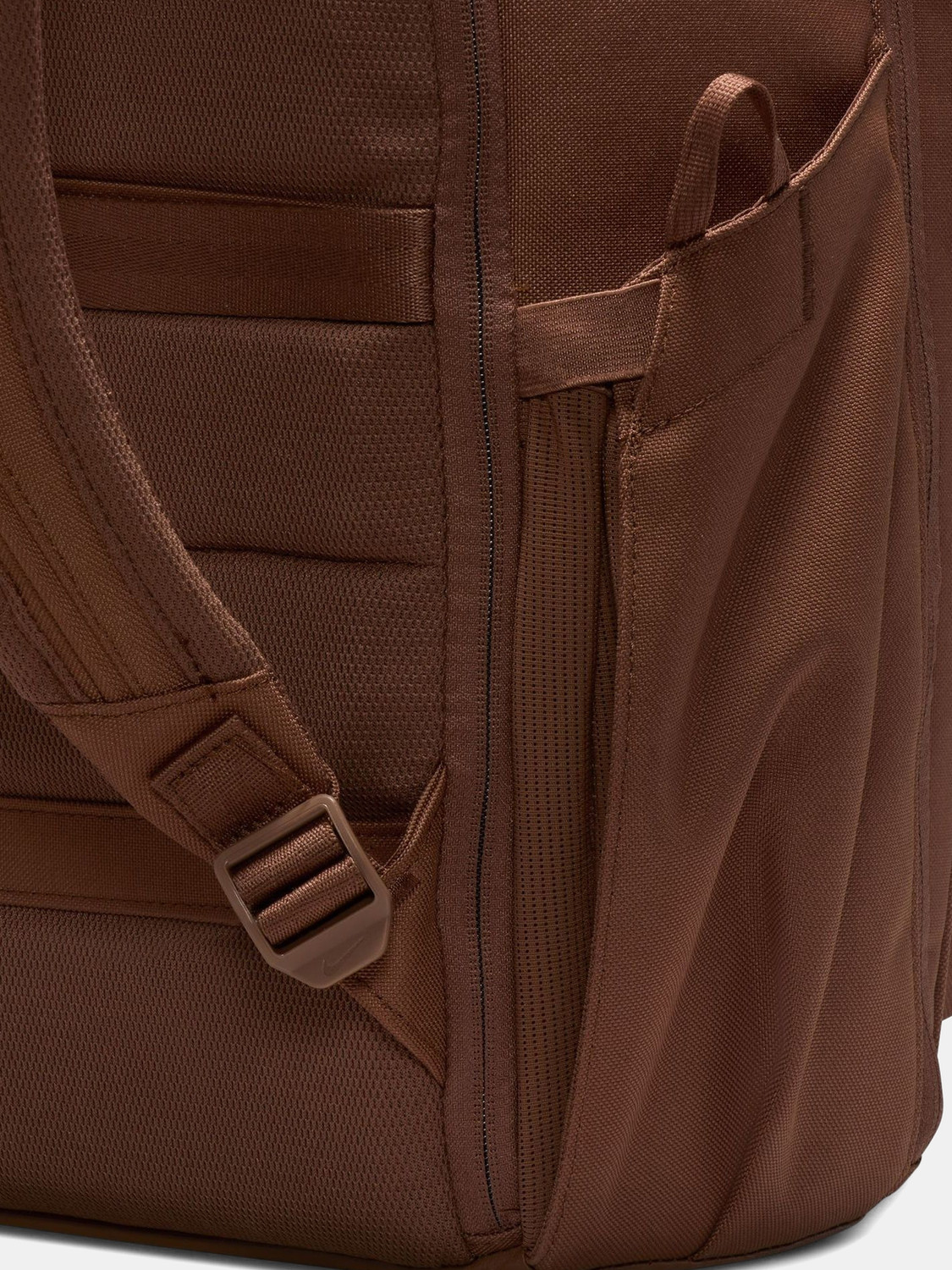 Image of NIKE Large 33 L Backpack Utility Power (Brown)