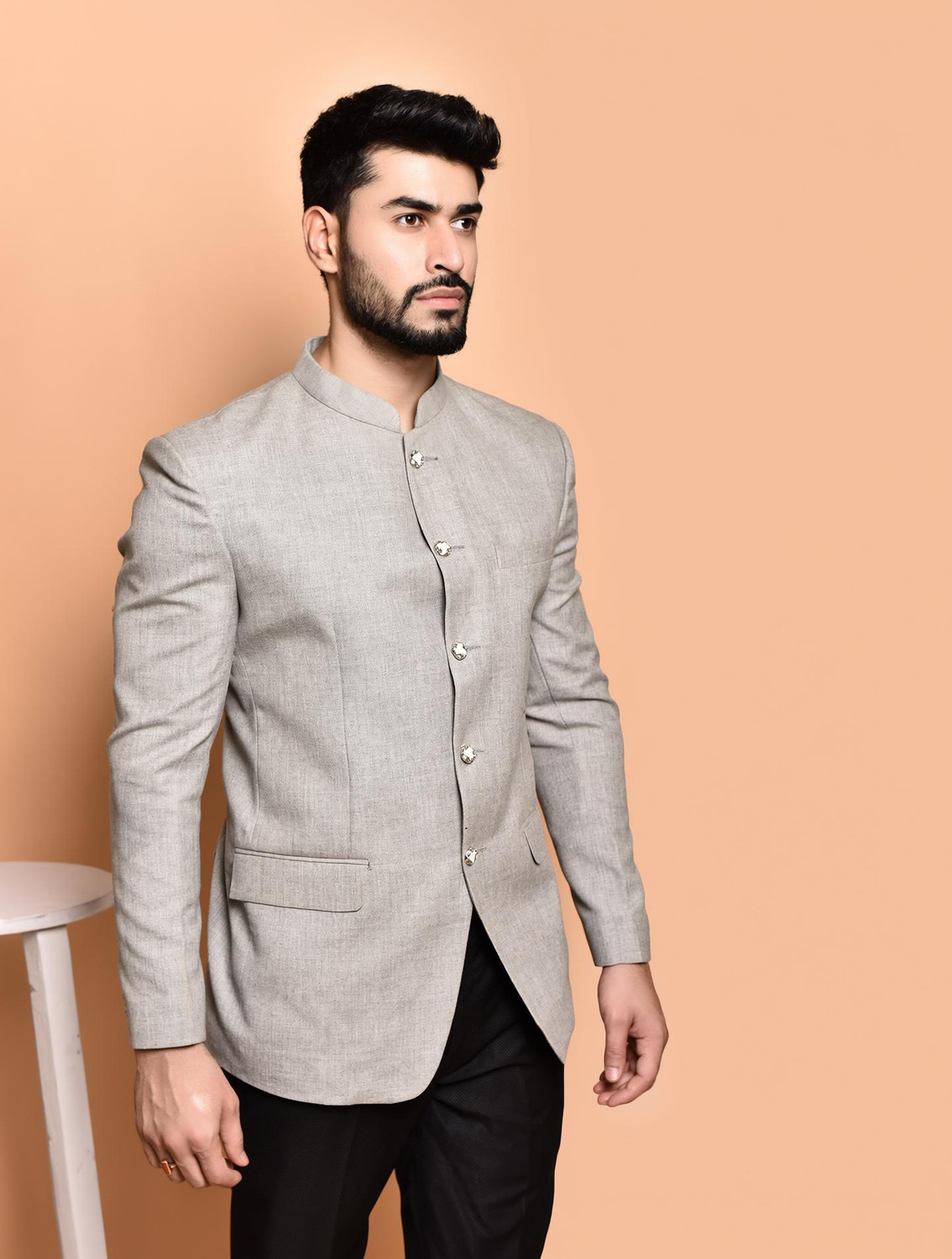 Image of CHKOKKO Men Solid Single Breasted Casual Blazer (Beige)