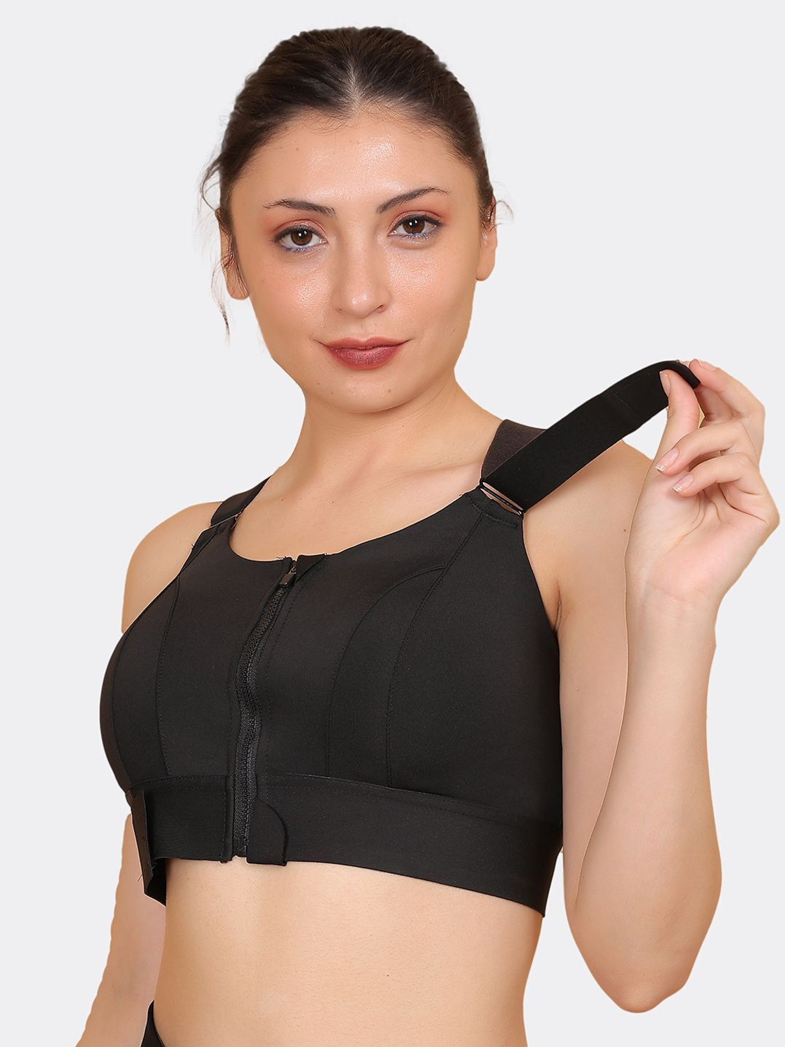 Image of EYEOFPANTHER Women Sports Lightly Padded Bra (Black)