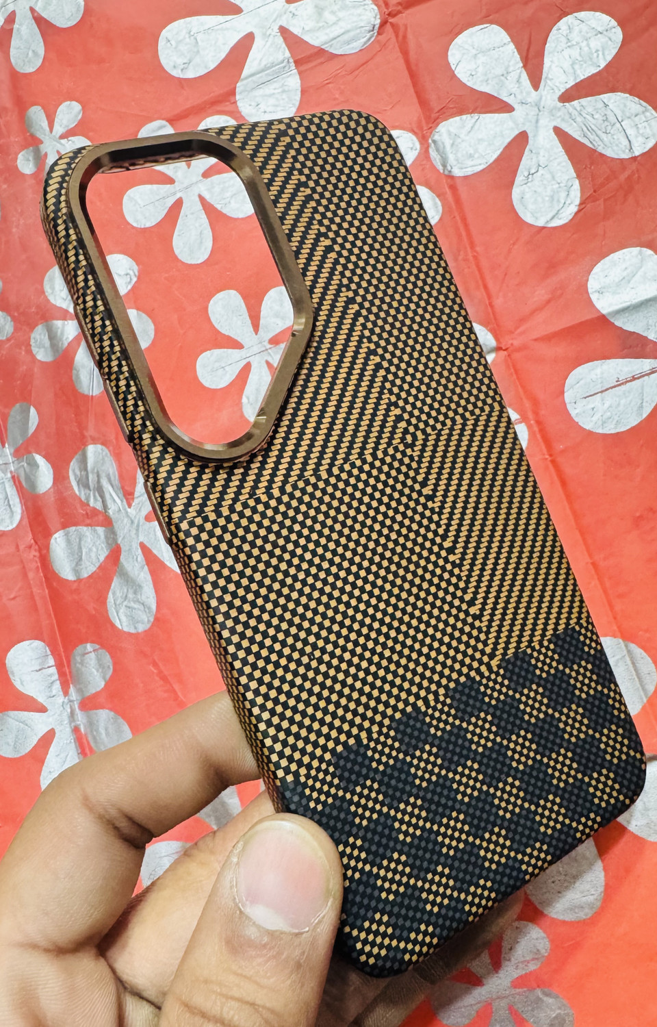 Image of SQSENTERPRISES Back Cover for SAMSUNG GALAXY S24 (Black, Gold, Charging Case, Thermoplastic Polyurethane, Pack of: 1)