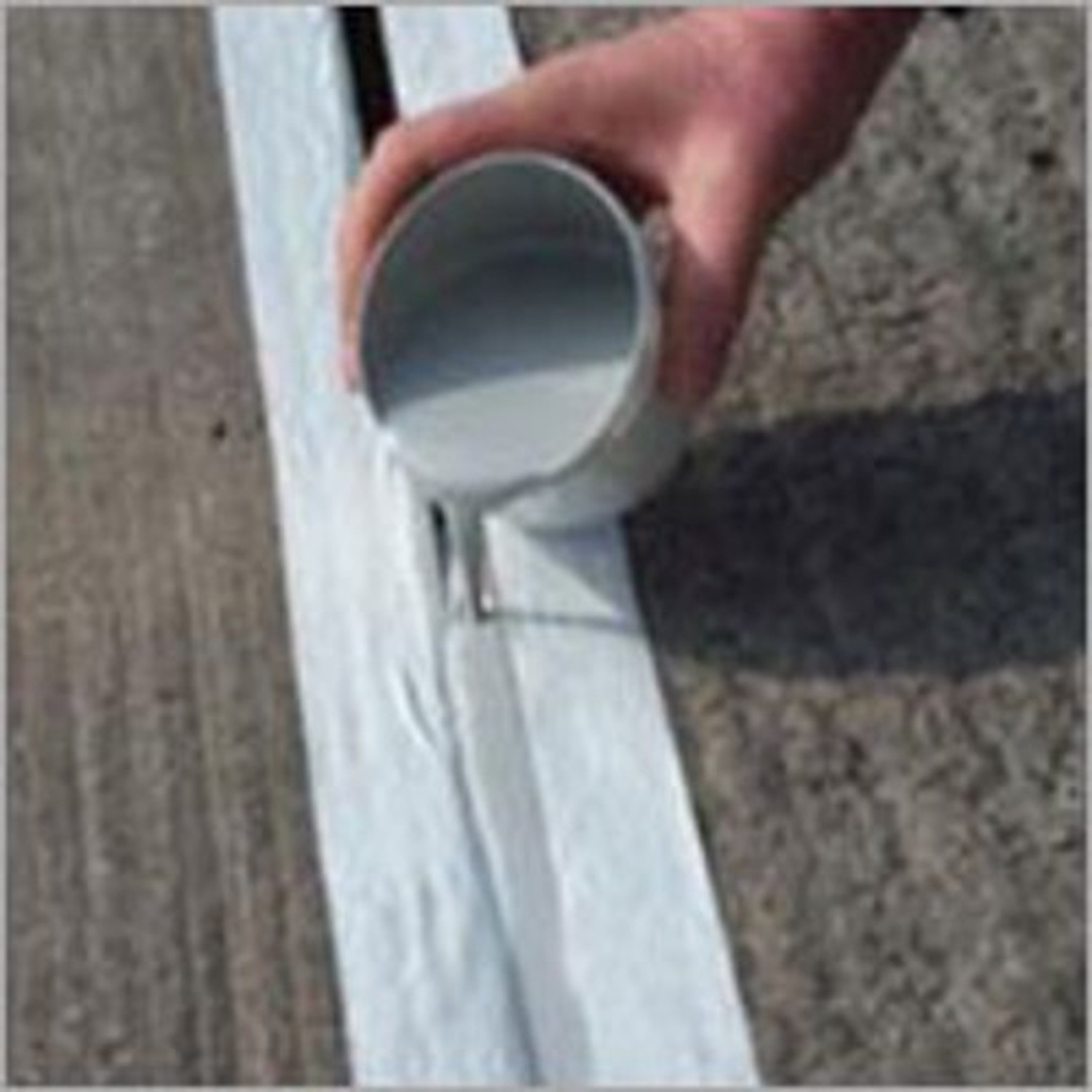 Image of FOSROC Thioflex 600 | 6.5 kg | pouring grade polysulphide sealant Crack Filler (6.5 kg)