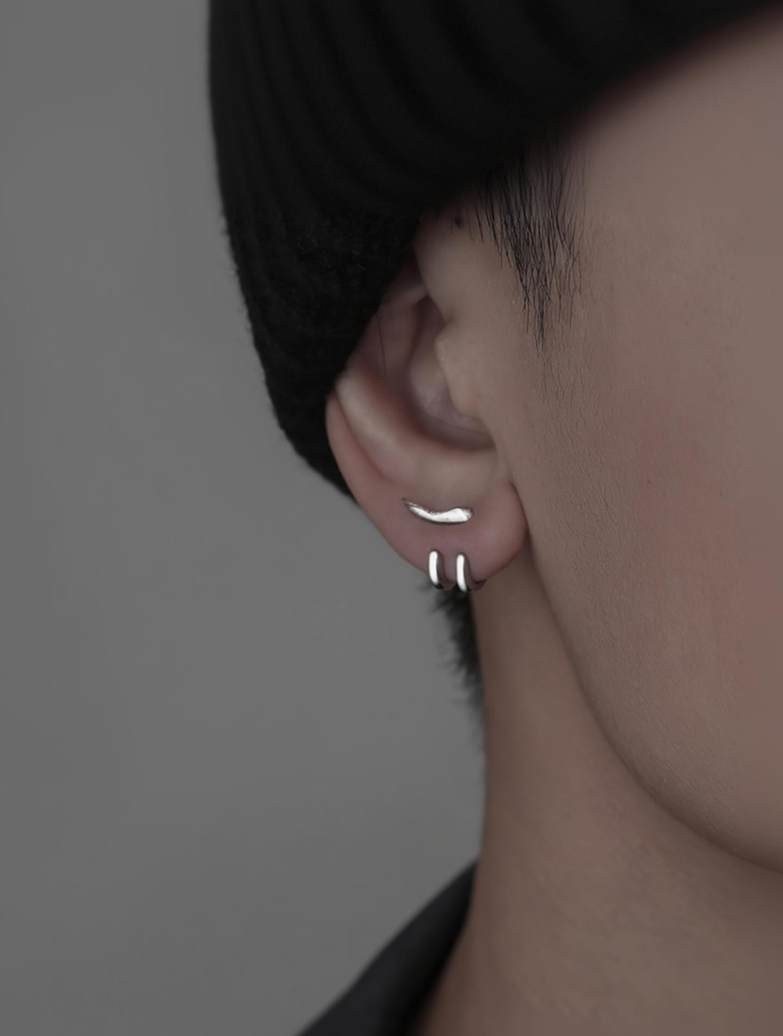 Flipkart.com Salty Alpha Lannister Earrings for Men & Boys - Image 1