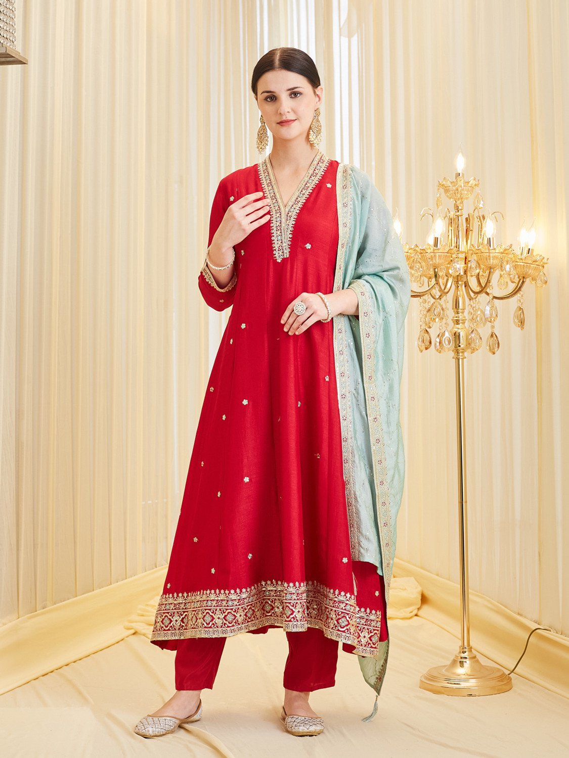Image of MOKOSH Women Silk Blend Kurta Pant Dupatta Set