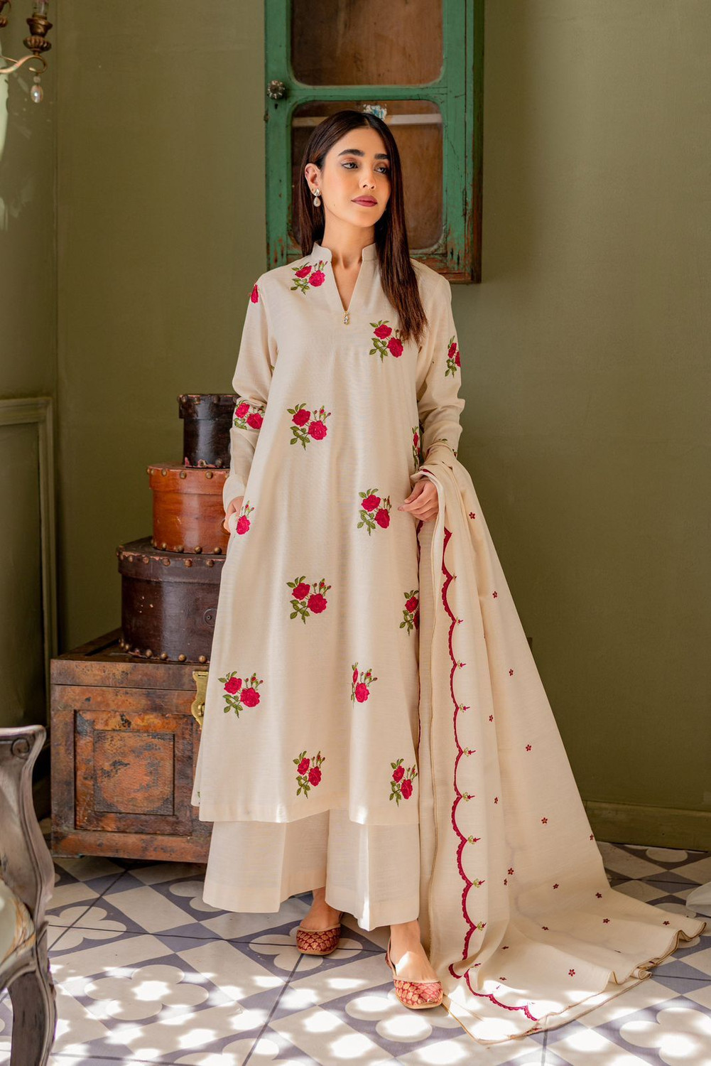 Image of G Bluxe Women Pure Cotton Kurta Palazzo Set