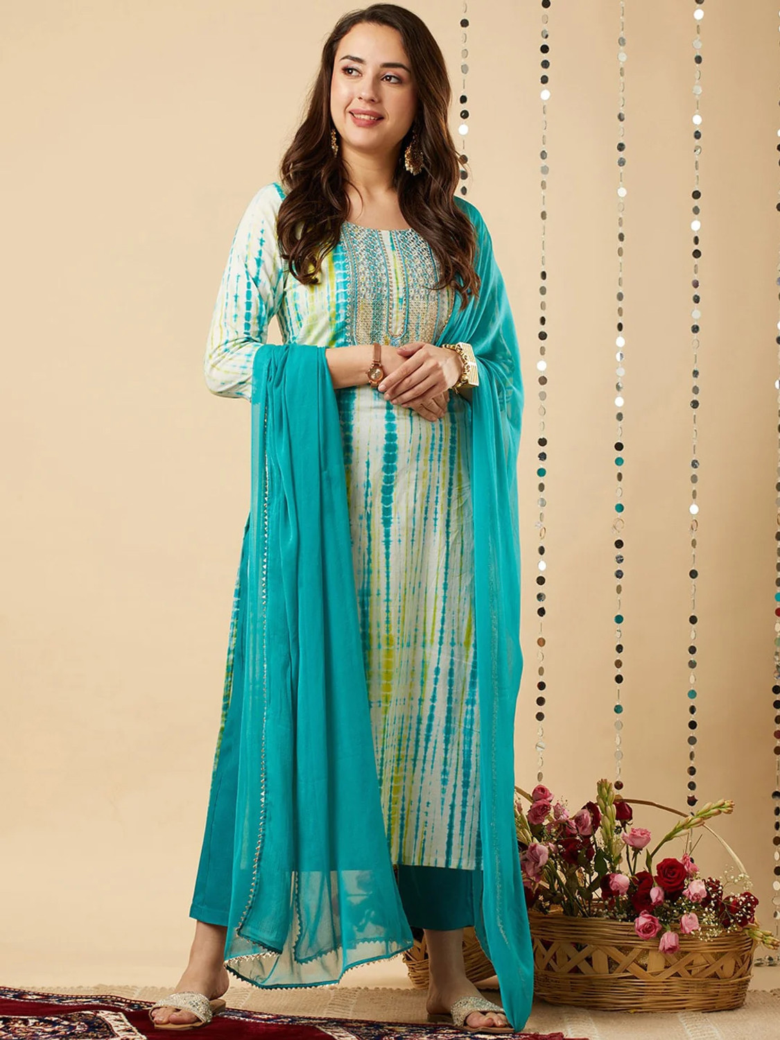 Image of KALPRANG Women Silk Blend Dupatta Set