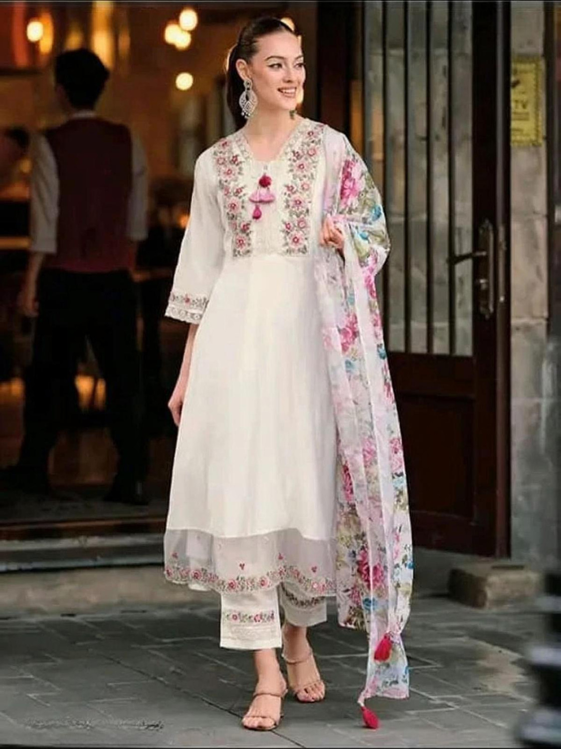 Image of jay randal Women Cotton Rayon Kurta Pant Dupatta Set
