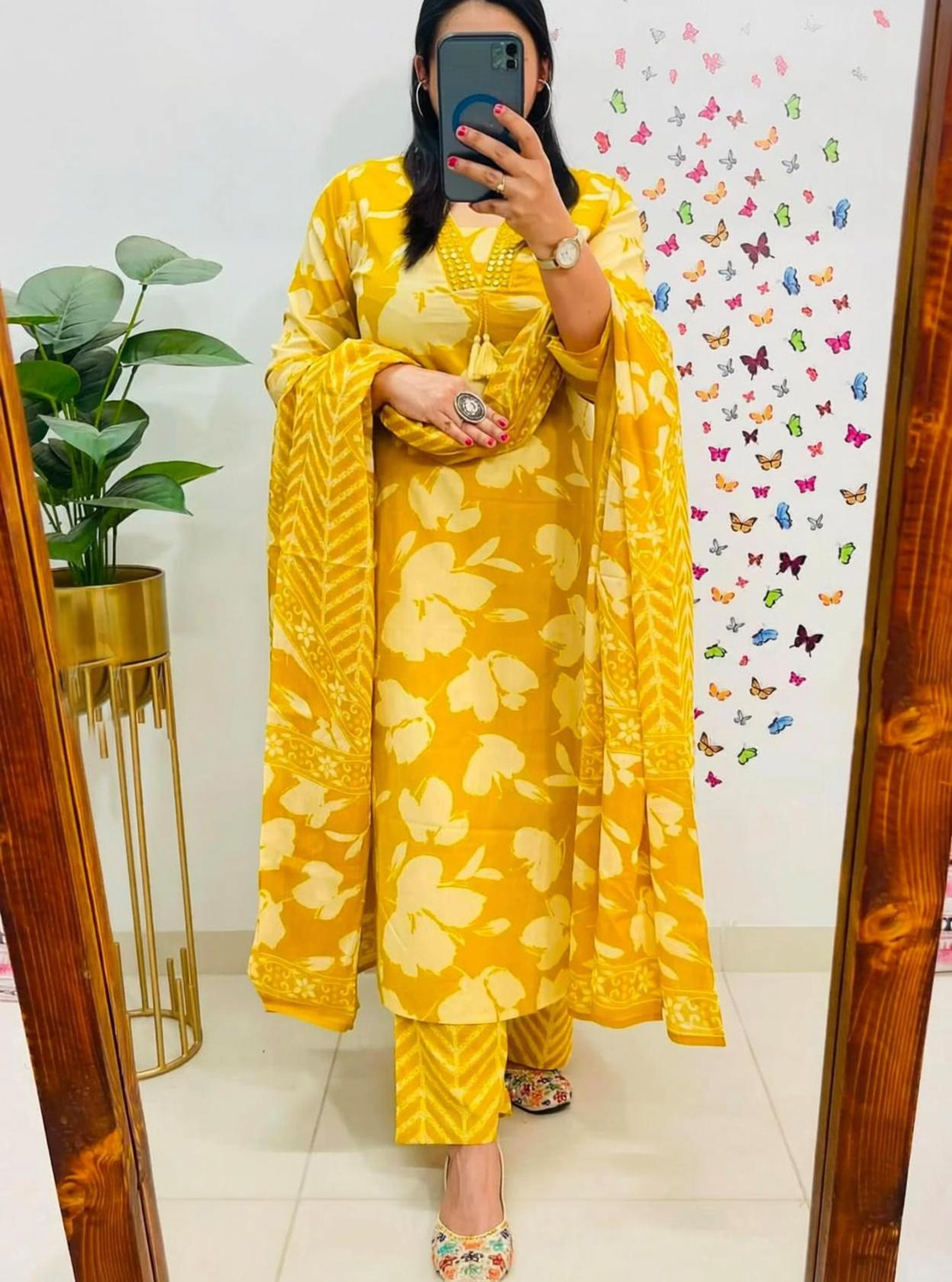 Image of Shree Kandhal Fashion Women Cotton Rayon Kurti Pant Attached Dupatta Set