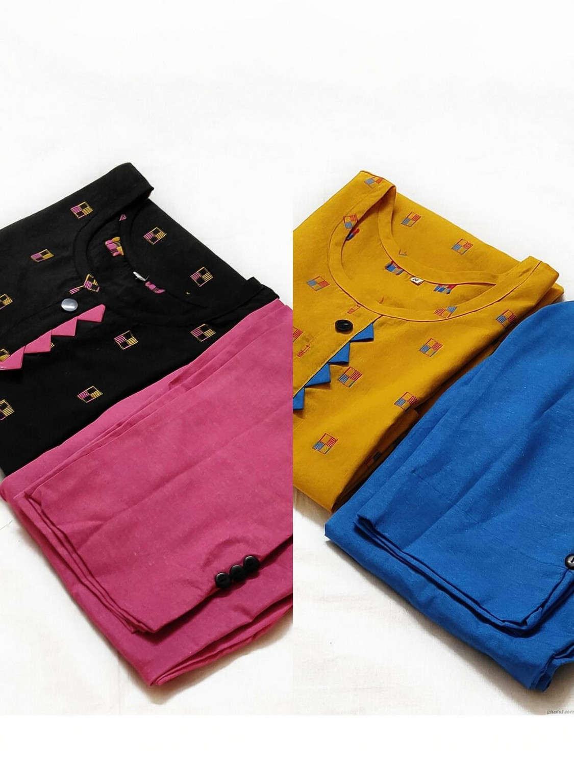 Image of AK SHAH Collection Women Cotton Blend Kurta Pant Set