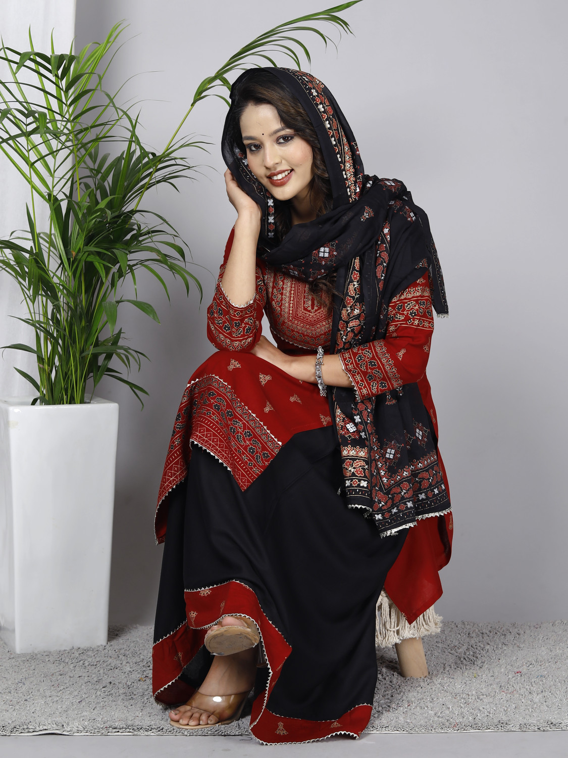 Image of Divastri Women Viscose Rayon Kurta Pant Dupatta Set