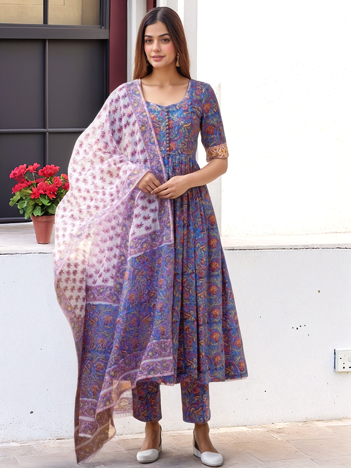 Image of Divastri Women Viscose Rayon Kurta Pant Dupatta Set