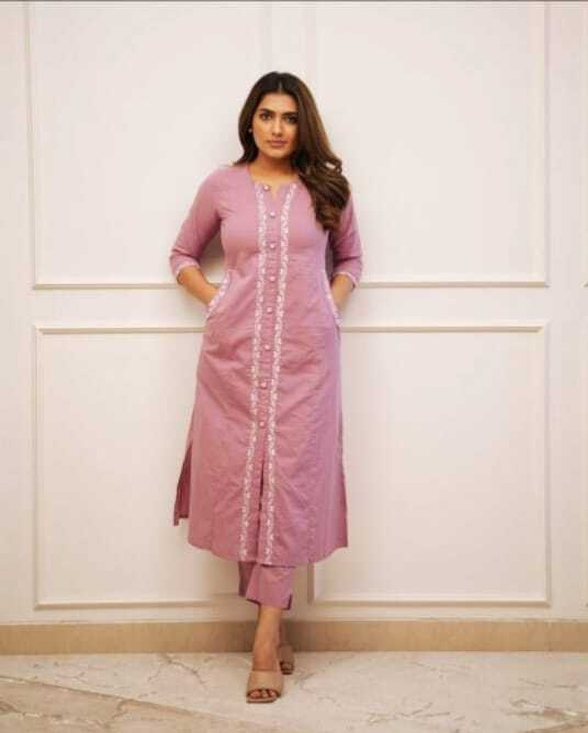 Image of parthcreation Women Viscose Rayon Kurti Pant Set