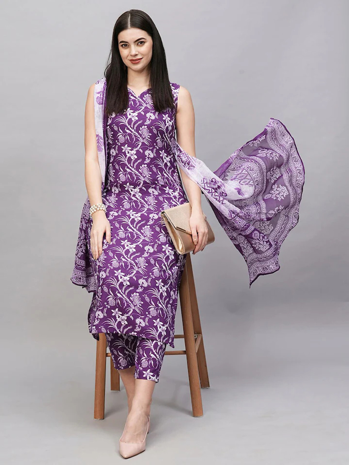 Image of Gosriki Women Viscose Rayon Kurta Pant Set