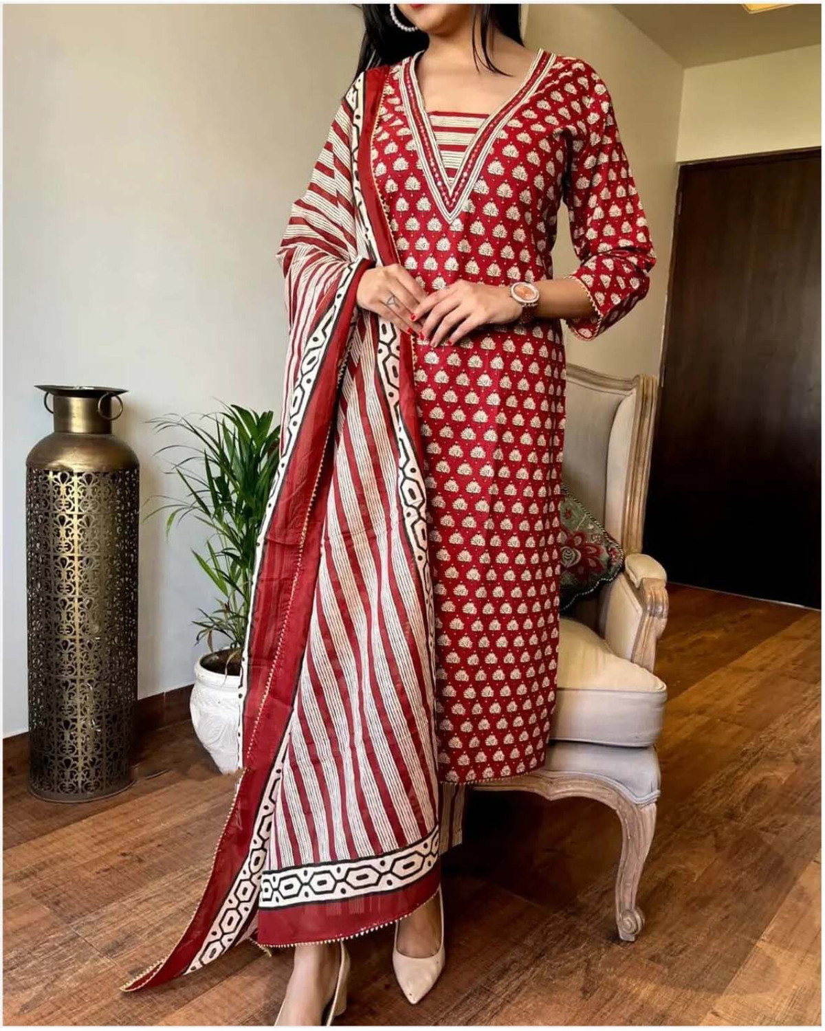 Image of SUJAMAI CREATION Women Cotton Rayon Kurti Pant Dupatta Set