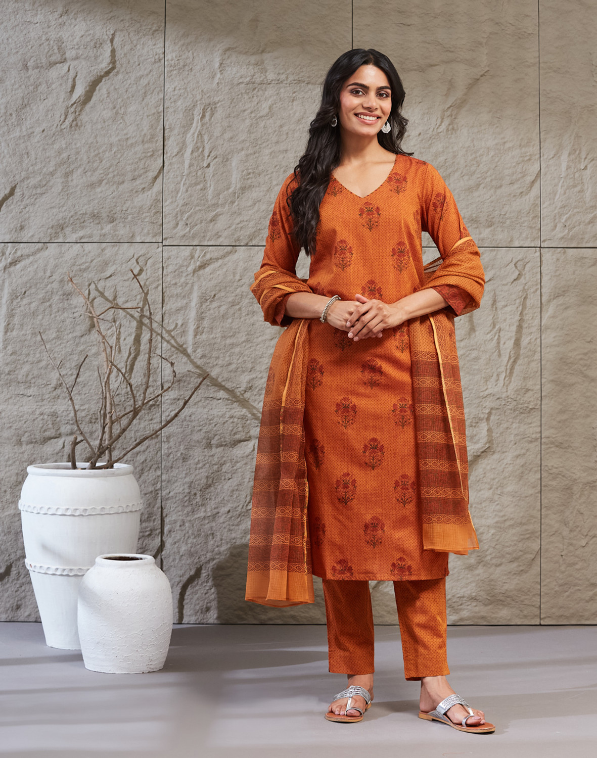 Image of Fabindia Women Pure Cotton Kurta Pant Dupatta Set