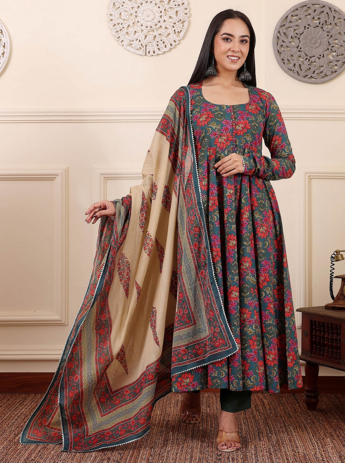 Image of Klosia Women Viscose Rayon Kurta Pant Dupatta Set