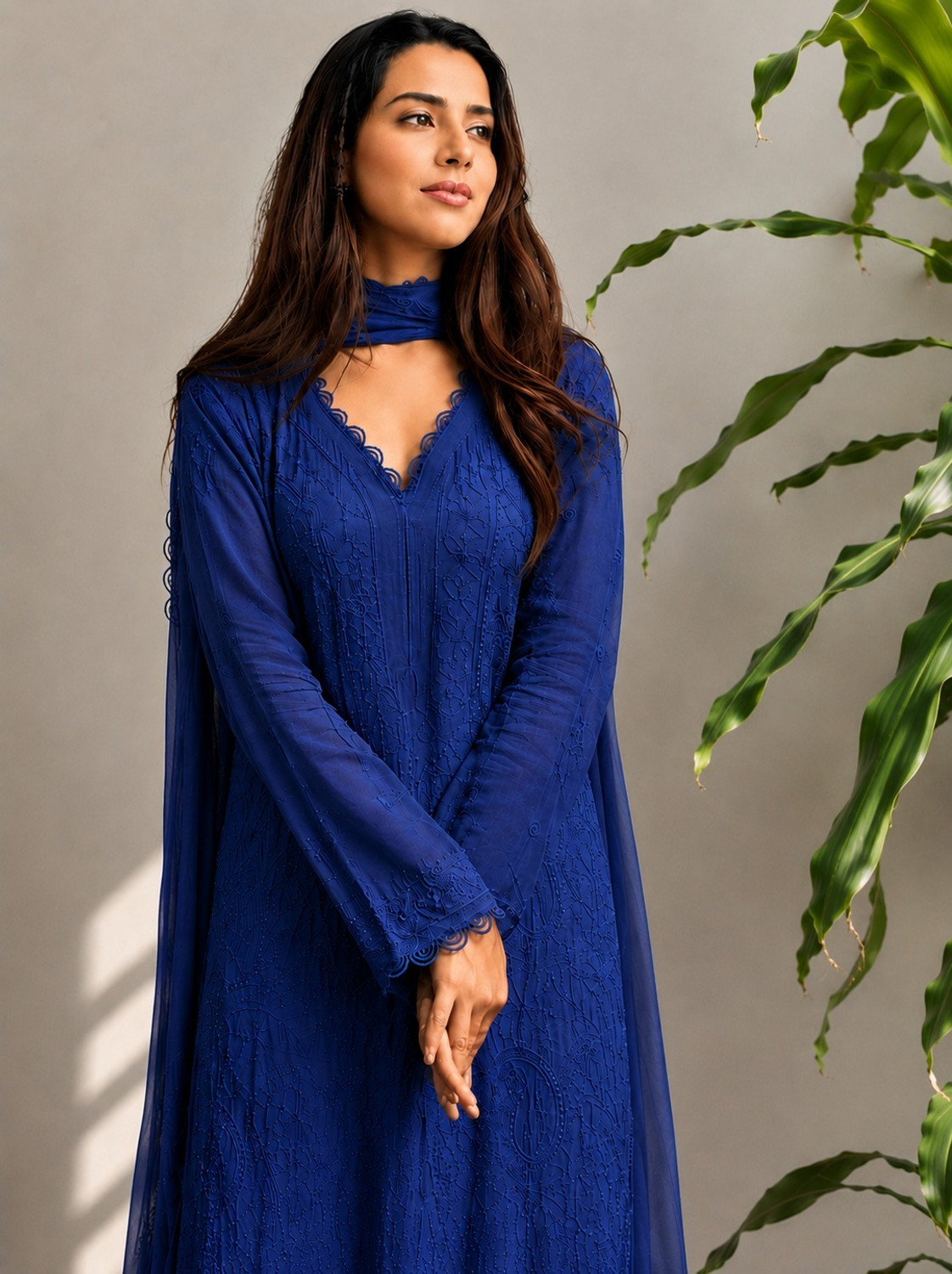 KUBRICKA Women Kurta Palazzo Dupatta Set 37 ml - Image 4