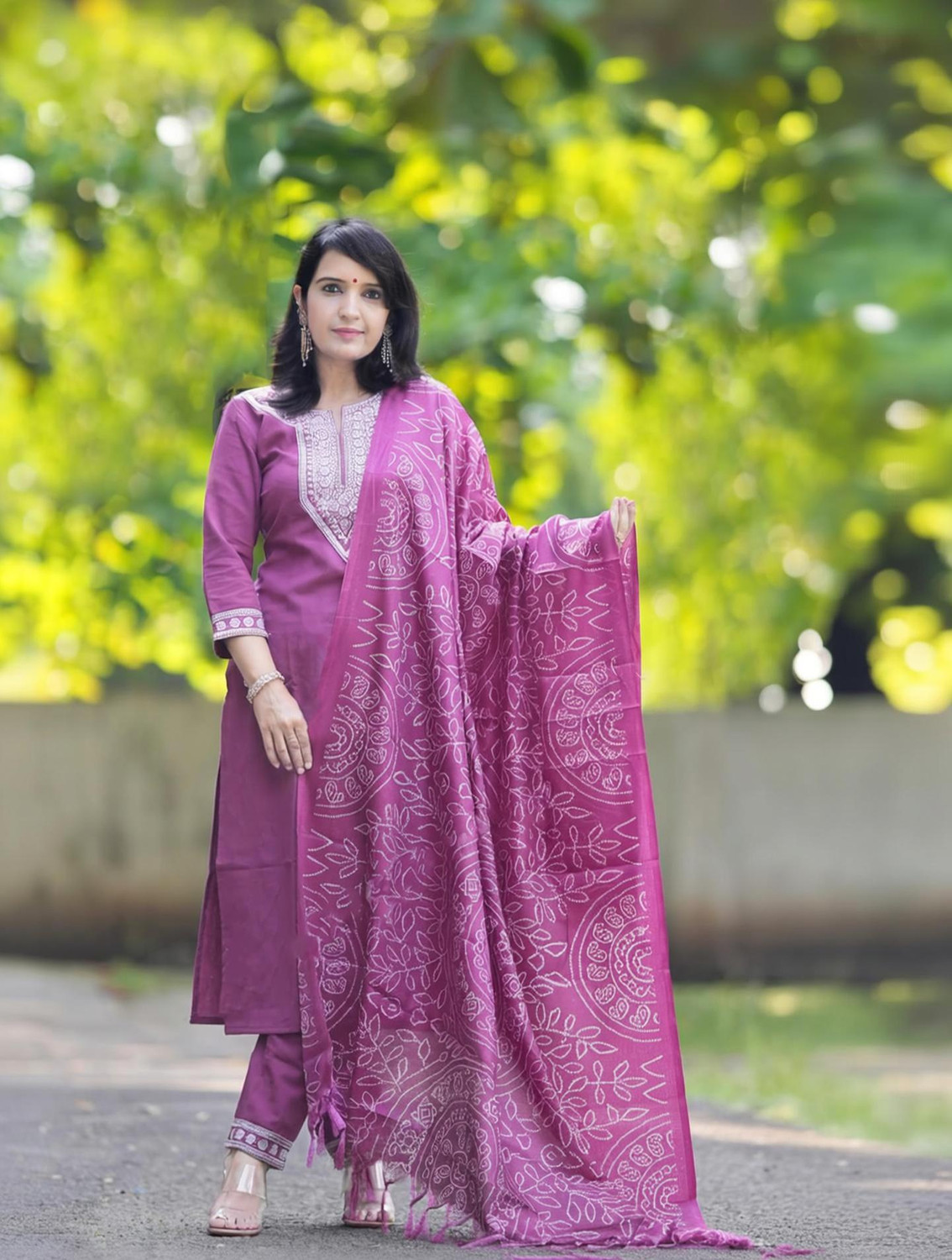 Image of Klosia Women Pure Silk Kurta Pant Dupatta Set