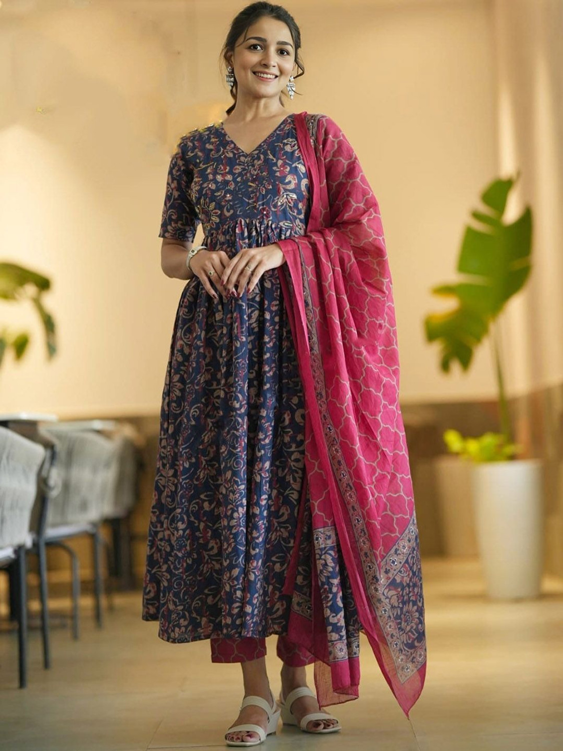 Image of NIKORA Women Viscose Rayon Kurta Dupatta Set