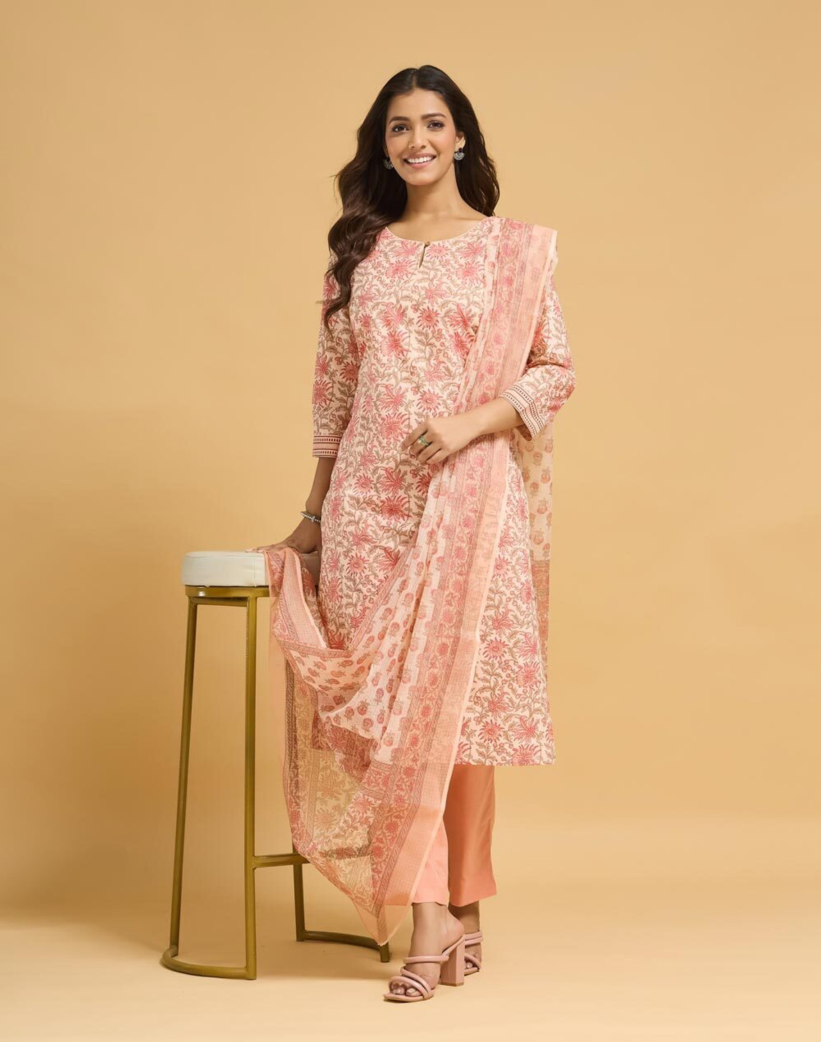 Image of Fabindia Women Pure Cotton Kurta Pant Dupatta Set