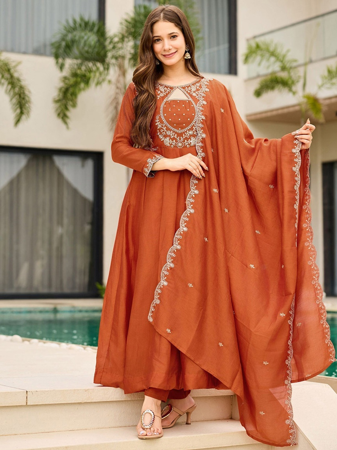 Image of MOKOSH Women Silk Blend Kurta Pant Dupatta Set