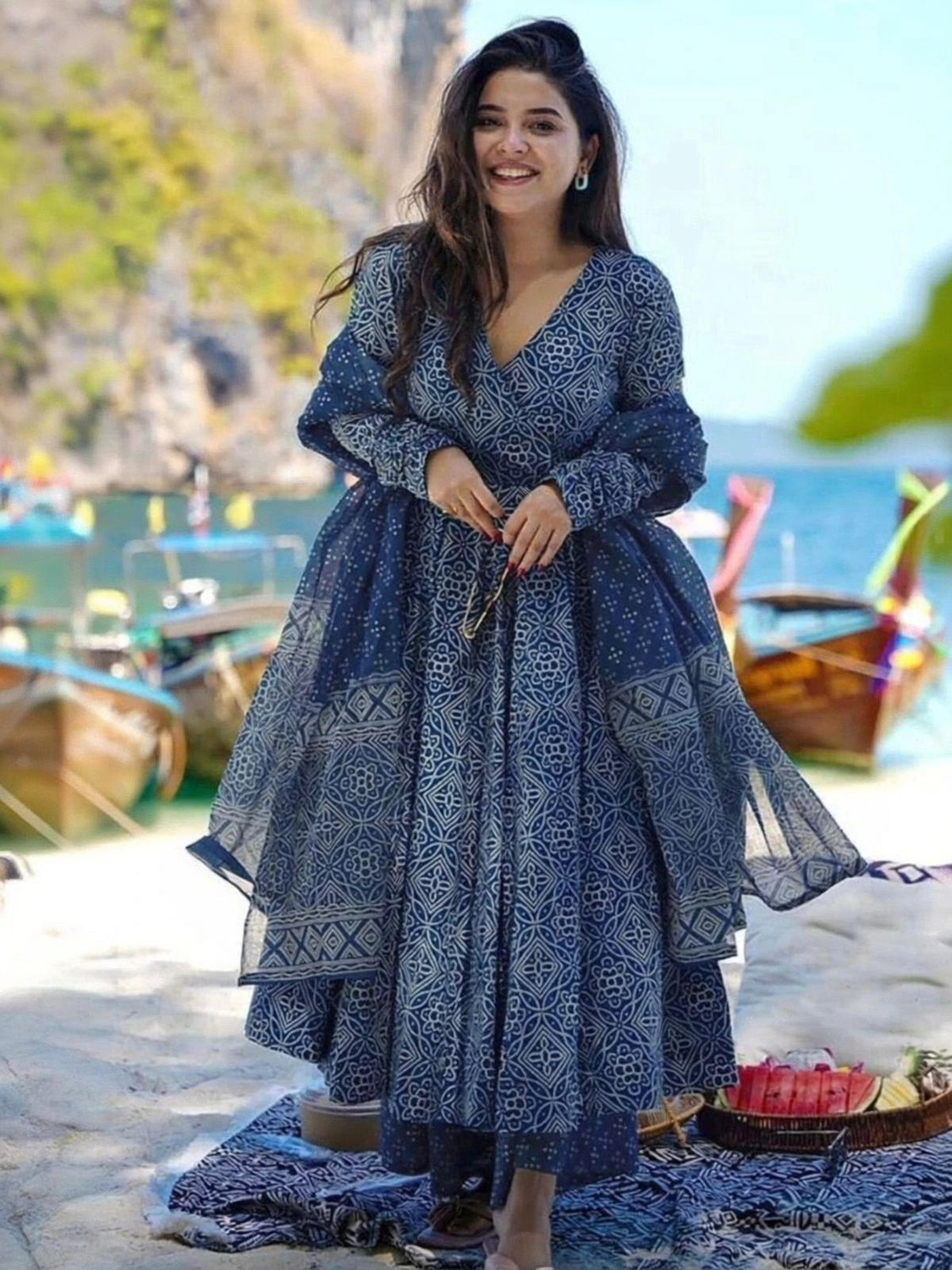 Image of Anni Designer Women Viscose Rayon Kurta Pant Dupatta Set