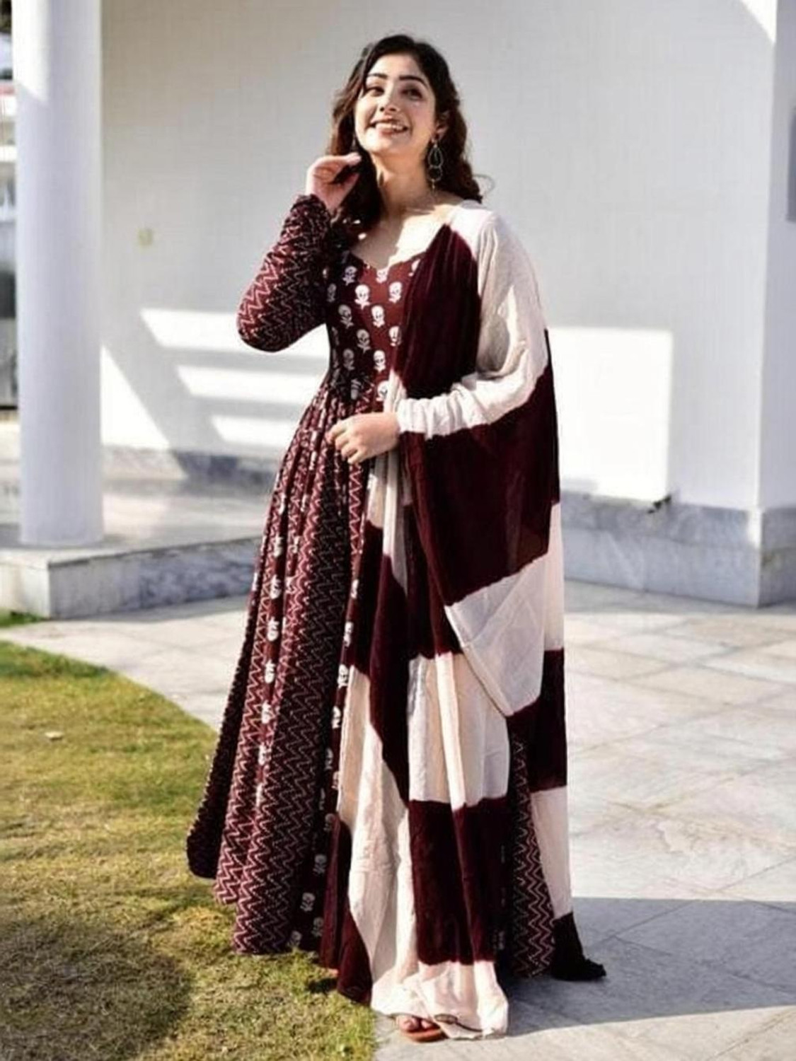 Image of NIKORA Women Viscose Rayon Kurta Dupatta Set