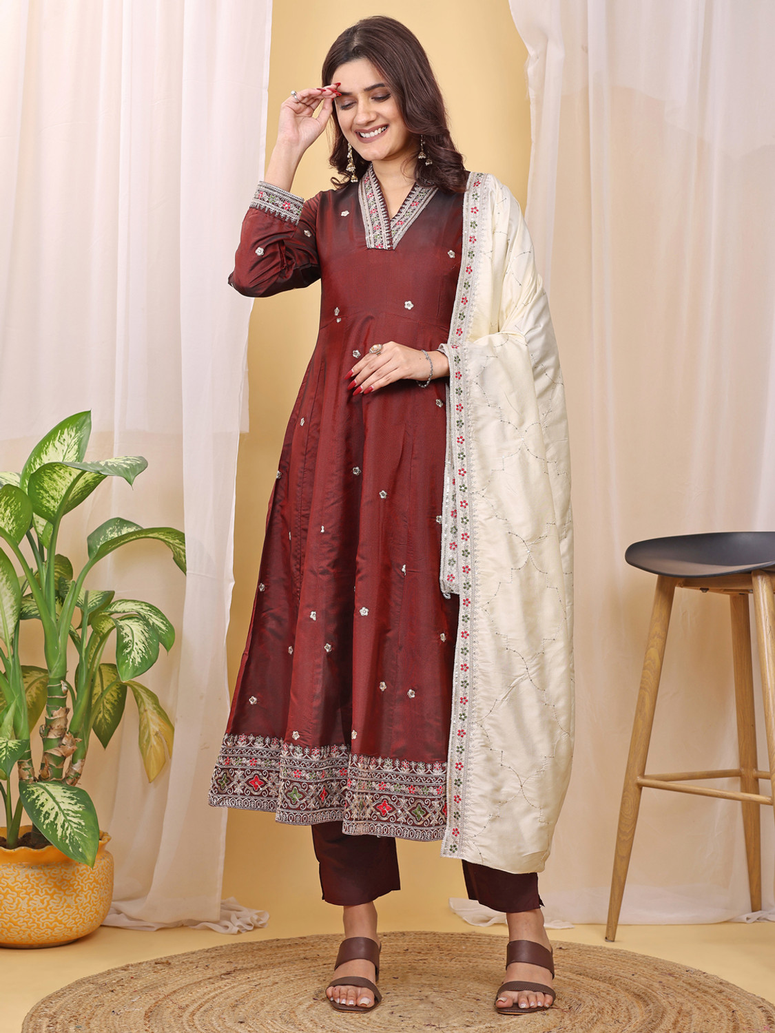 Image of Being Banarasi Women Chanderi, Cotton Silk Kurta Pant Dupatta Set
