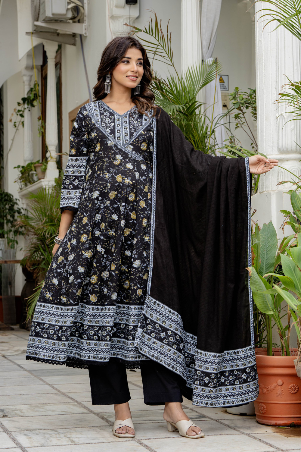 Image of PRAYOSHA FASHION Women Pure Cotton Kurta Palazzo Set