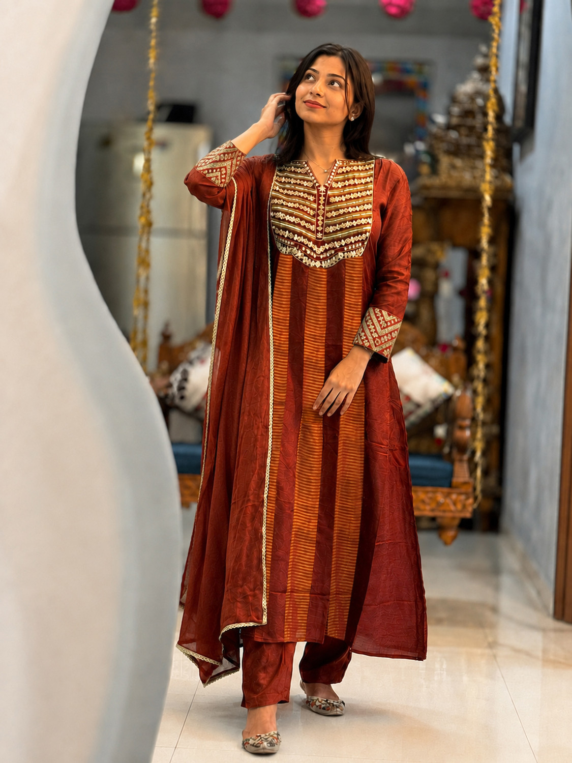 Image of parthcreation Women Viscose Rayon Kurti Pant Set