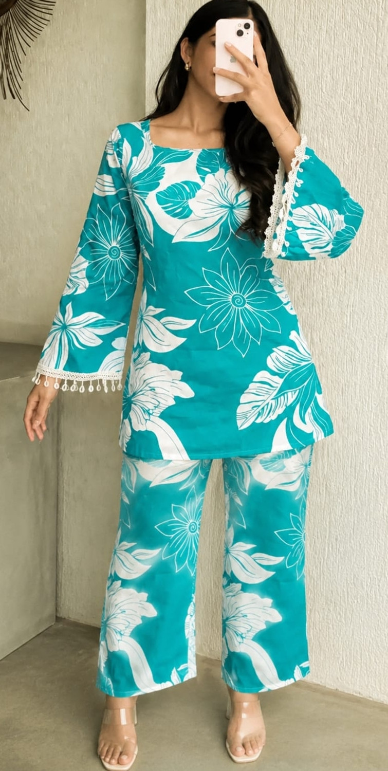Image of Akki SHAH Women Khadi Cotton Kurti Set