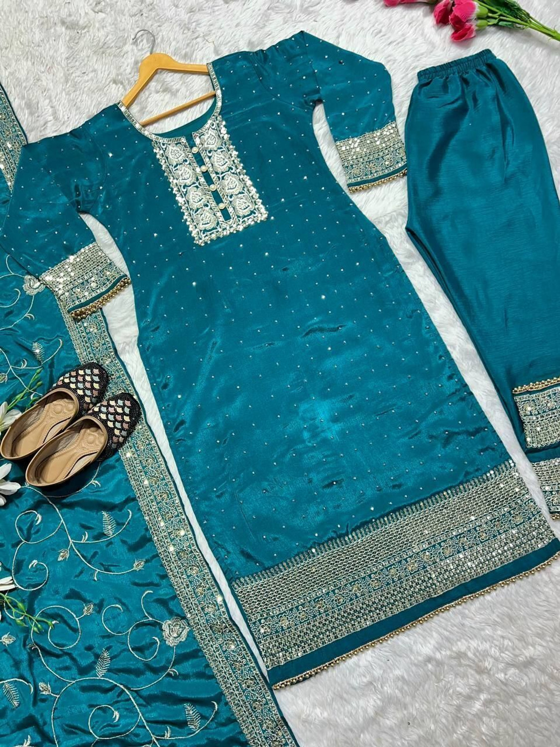 Image of HAMOFY Women Silk Blend Kurti Pant Dupatta Set