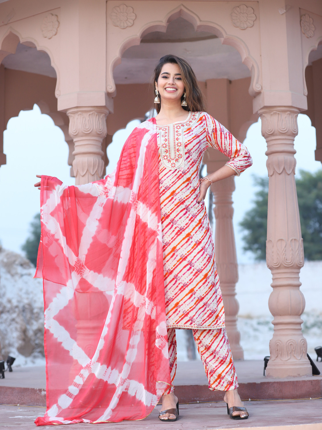 Image of MIRCHI FASHION Women Pure Cotton Kurta Pant Dupatta Set