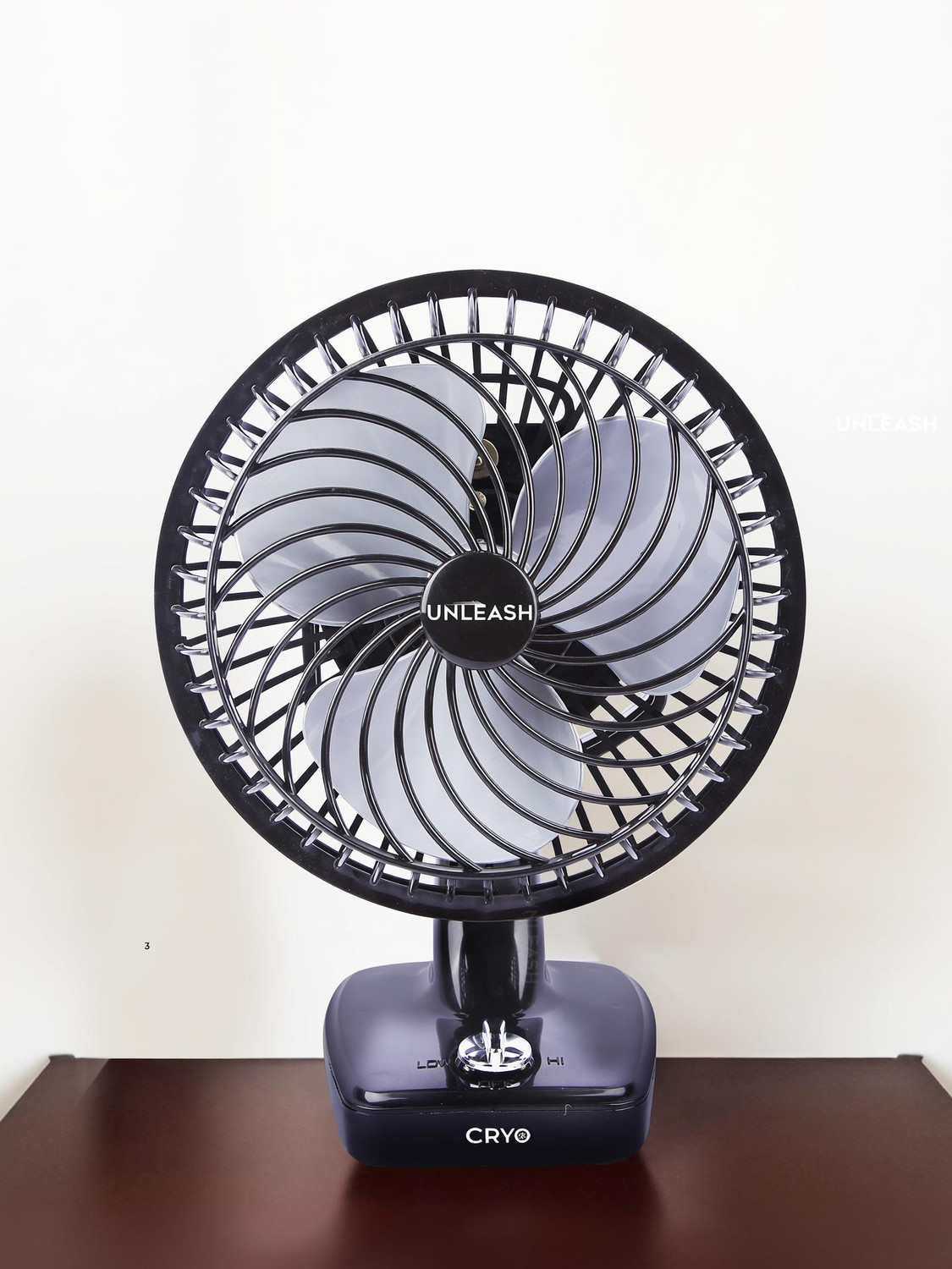 unleash CRYO 9 Inch Table Fan - Image 1