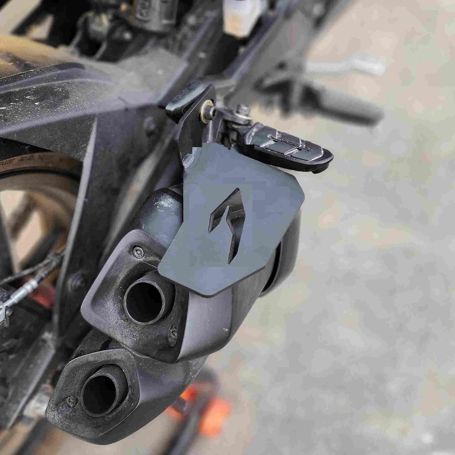 Image of DAZZRIDE Best Quality Lady Mount Dominar 250 /400 Bike Wide Footrest Pillion Left, Right Foot Rest (Black)